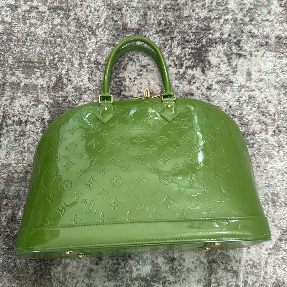 Louis Vuitton Alma GM - Limited Edition Vert Tonic Monogram Vernis - Picture 4 of 17